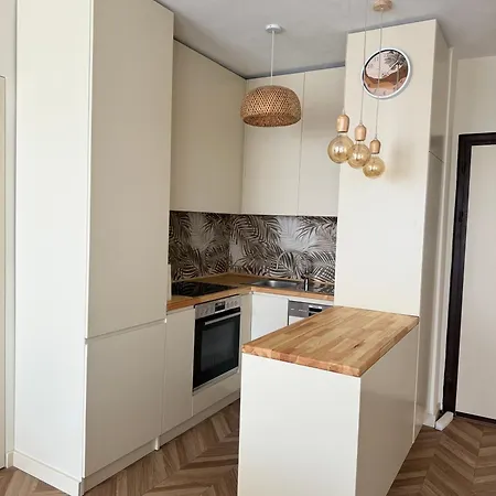 South Savannah 1 Tirana