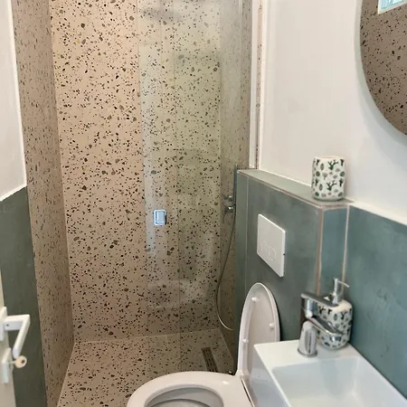 South Savannah 1 Tirana